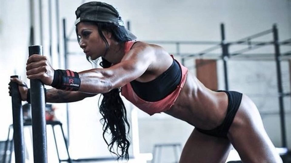 Female Fitness Motivation – “Don’t Quit” 2015